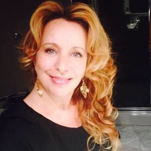 Meet your Posher, Julie